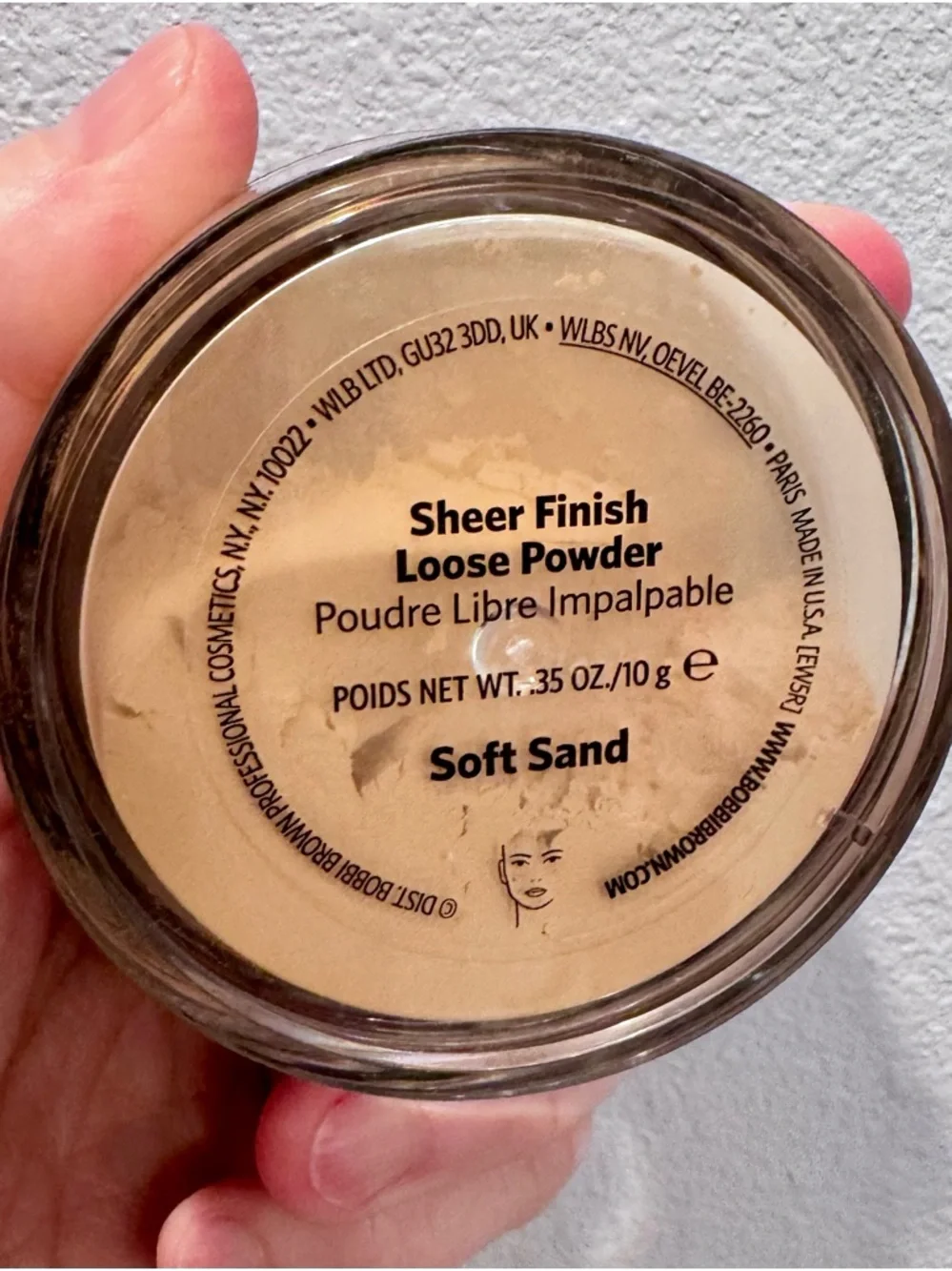 Like New Bobbi Brown Sheer Finish Loose Powder in Soft Sand
